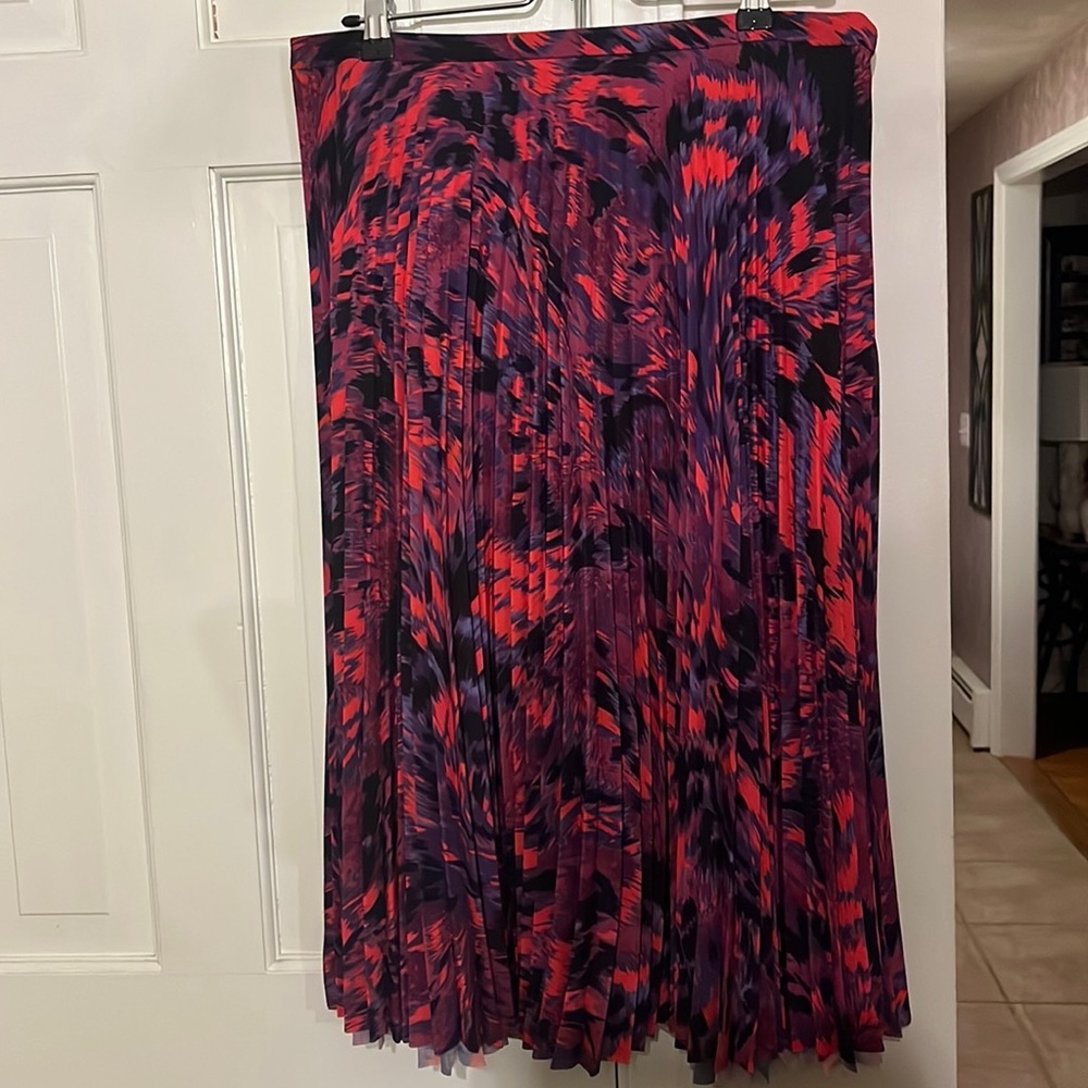 Balenciaga pleated women’s skirt made in Italy size 40